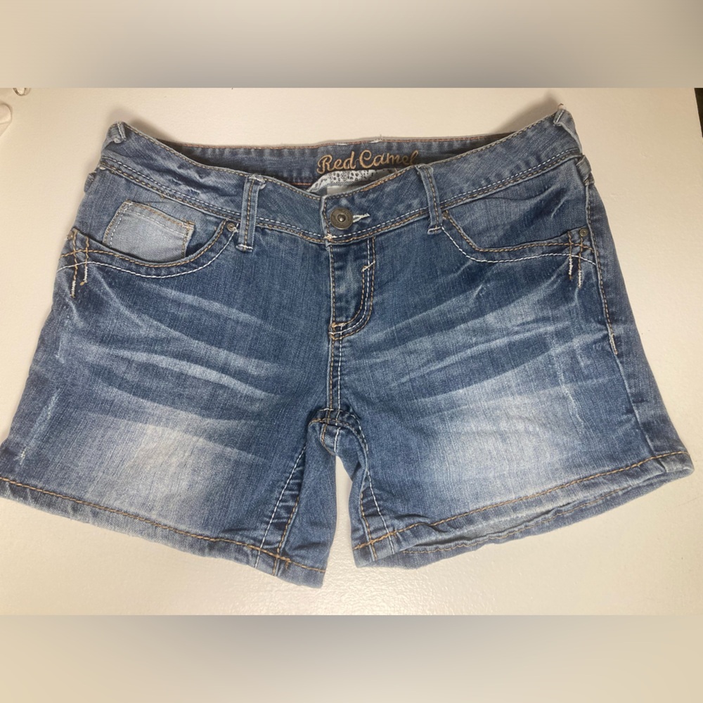 Red Camel Hallie Denim Shorts with Gold Stitching